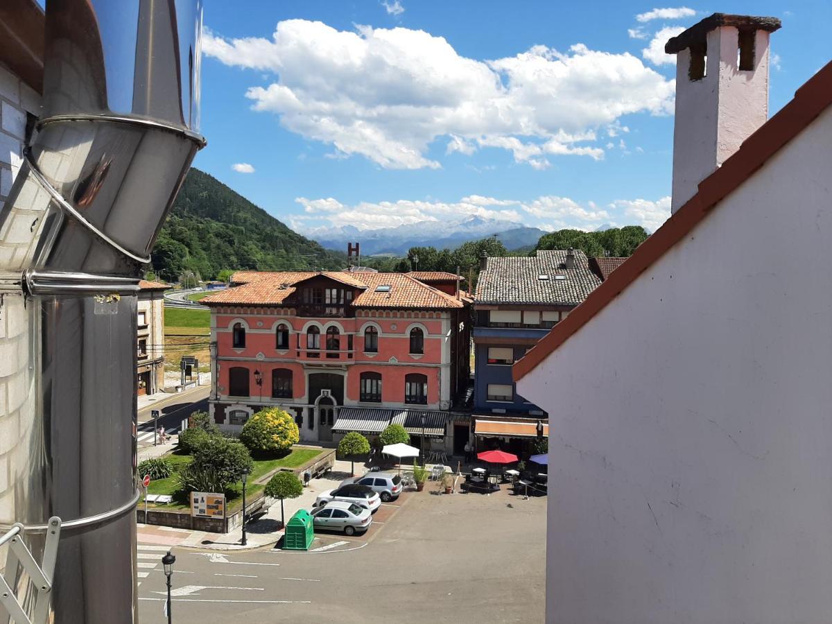 Apartmán Atico La Plaza Arriondas Exteriér fotografie